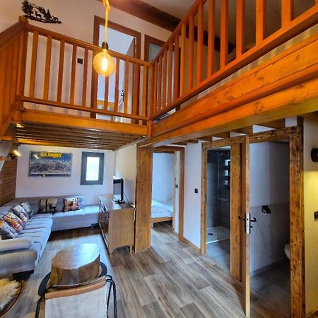 Chalet 8 Couchages A 100M Du Bas Des Pistes Et Commerces Angles Zewnętrze zdjęcie